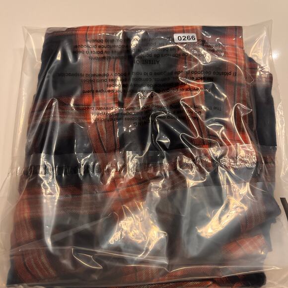 Cartonnier by Anthropologie Tartan Plaid Ankle Pants Black Motif Size 6P - Picture 8 of 8